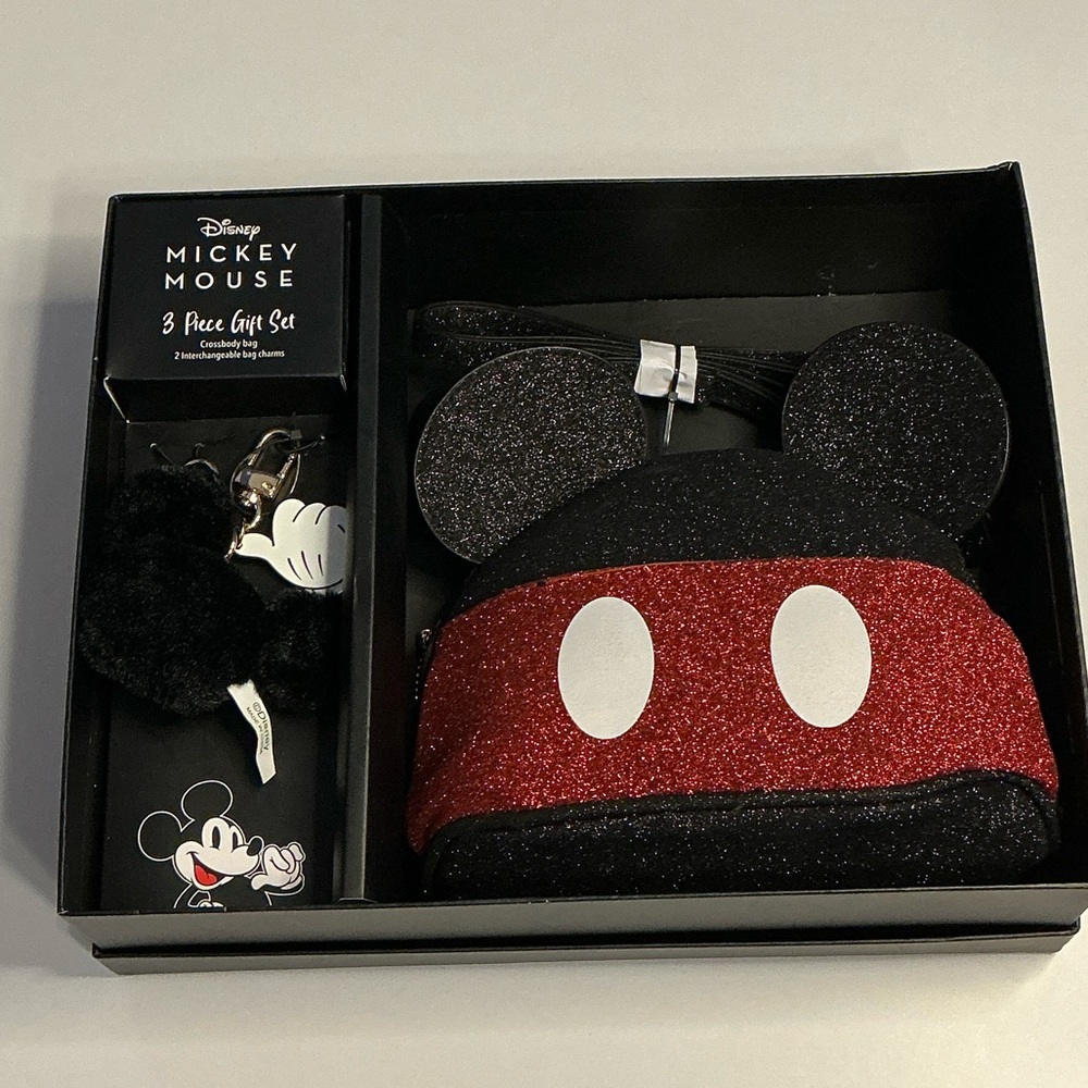 Bioworld Disney Mickey Mouse Crossbody Purse ~ 3pc Charm Gift Box Set ~ NIB